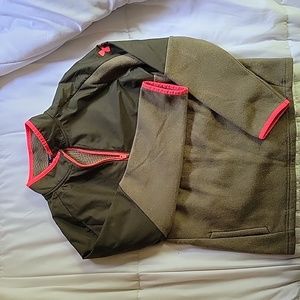 Under armour boys pullover large